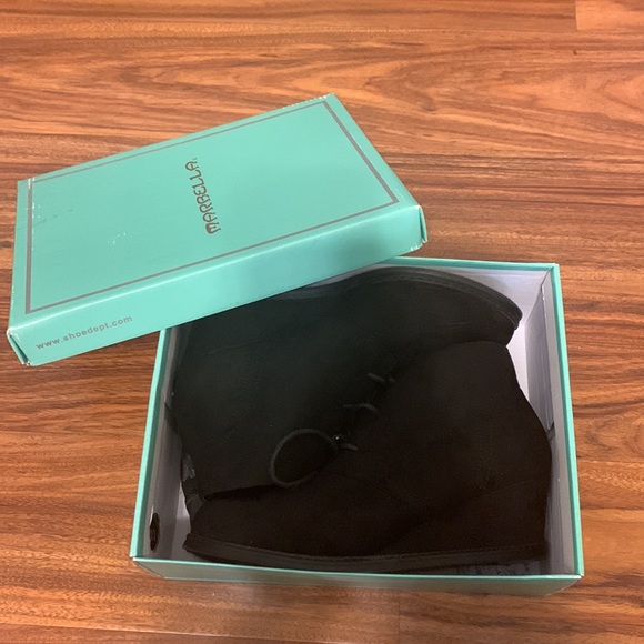 Marbella wedge heeled booties black womens size 6 1/2 - Picture 5 of 5